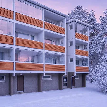 Station Flat By Lapland Host